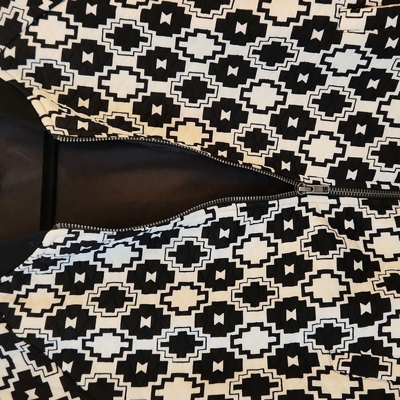 Iris Los Angeles Black White Geoprint Bomber Jacket     Size M - Picture 2 of 10